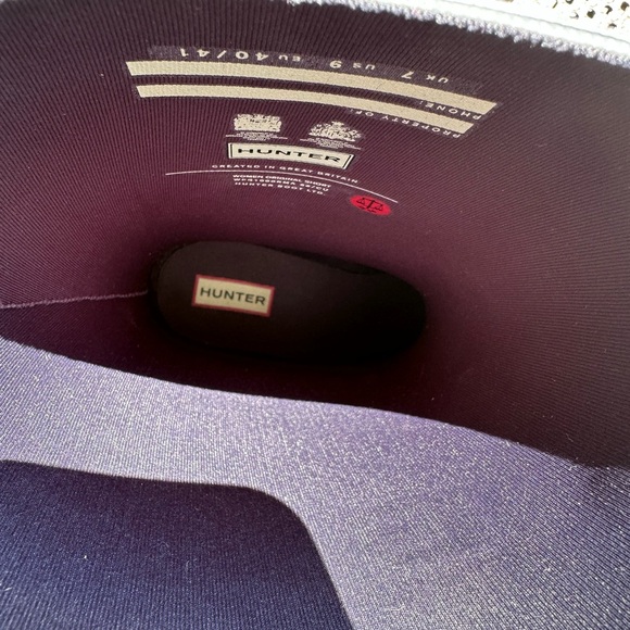 Hunter Navy Short Rain Boots - Picture 2 of 10